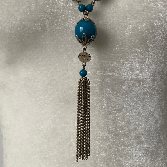 From vintage shop - green and gold necklace - Picture 5 of 7